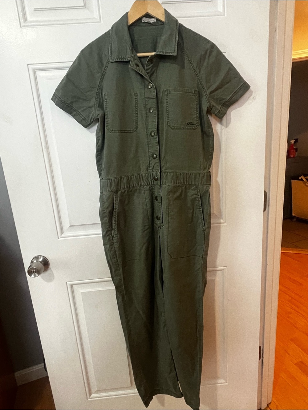 Ll Bean signature jumpsuit olive green short sleeve button front 4 pockets